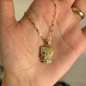 Hello kitty pendant necklace with pink heart gem and rhinestones